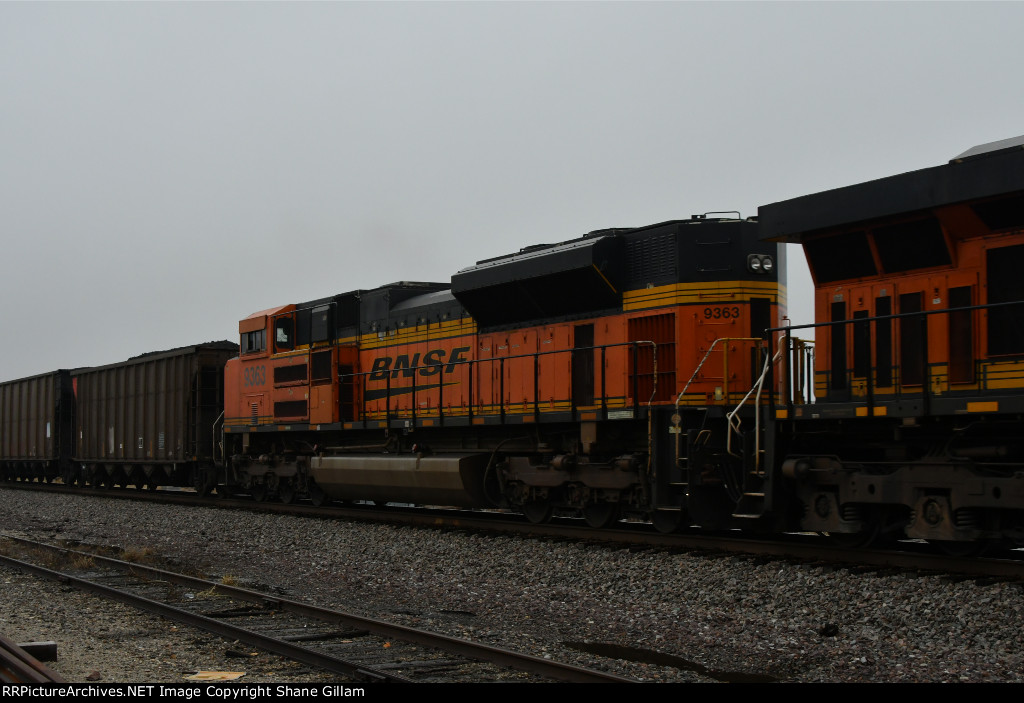 BNSF 9363 Roster shot